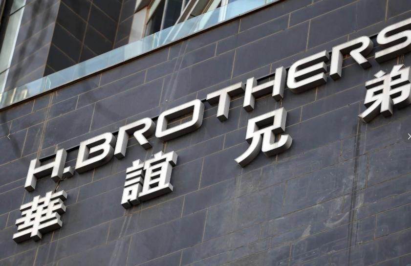 华谊兄弟的崩盘结局其实早就注定了！近日，华谊兄弟被债权人申请破产重组，并不是欠