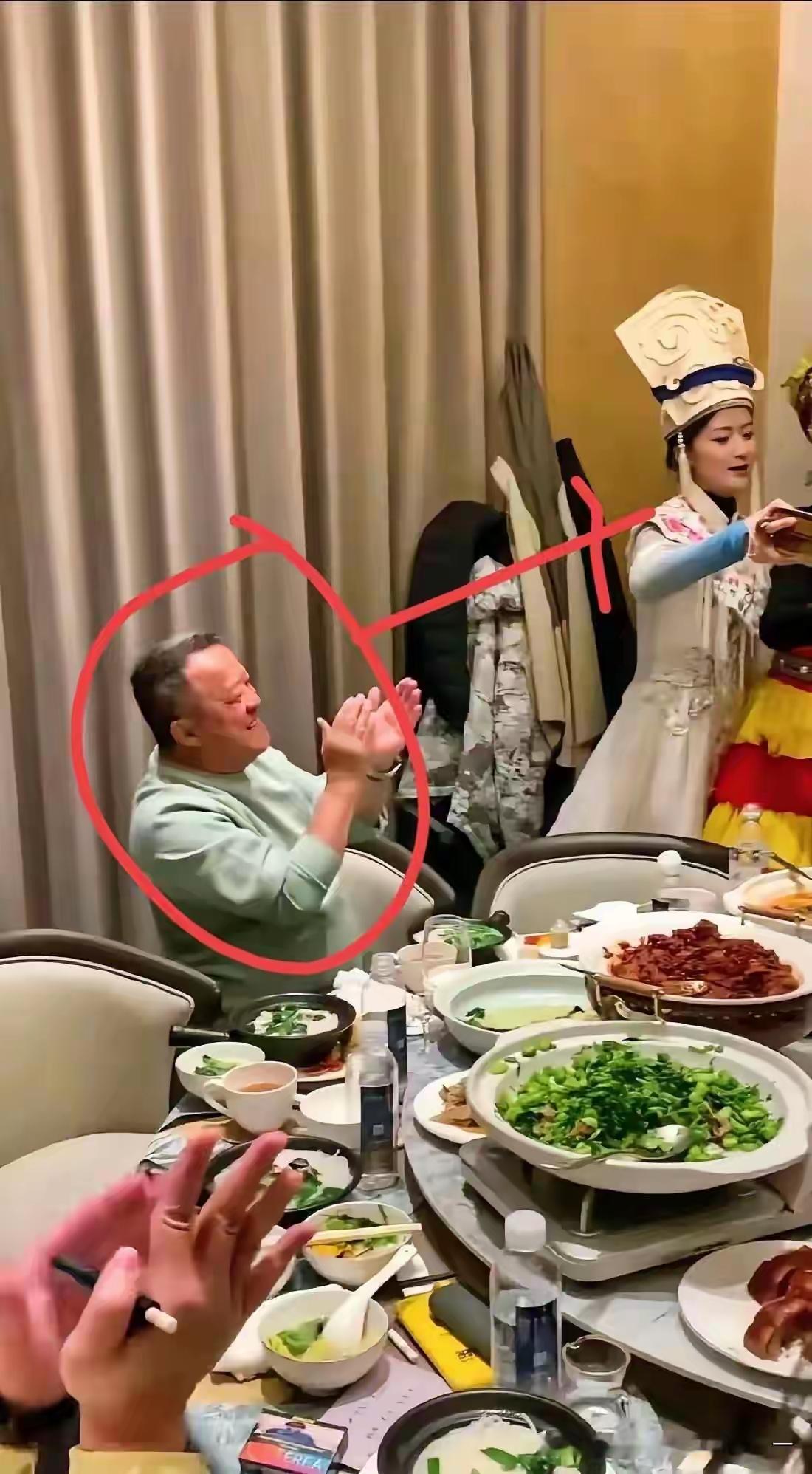 香港最不喜欢的人你们认识他吗？他的演技炉火纯青，继能驾驭古装剧，又能驾驭现代