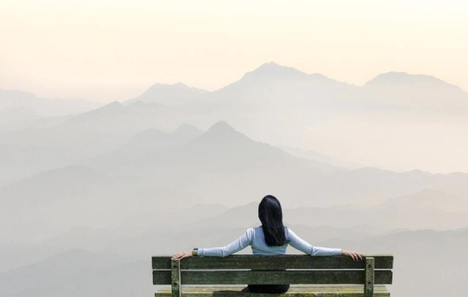 一定要明白的十条道理：一、你越落魄，越能看清身边是人是鬼二、你越厉害，对
