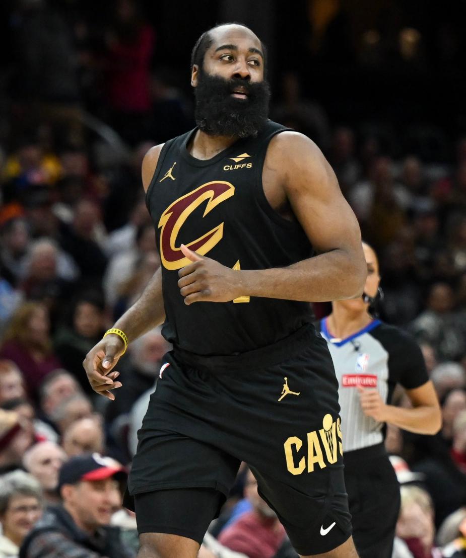 哈登连三场成队史首人阿特金森：攻防都因他提升北京时间2月25日，NBA常规