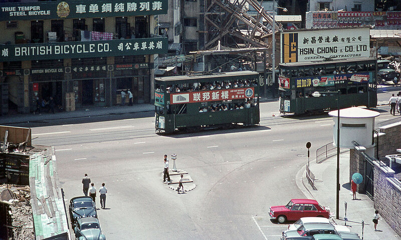 上班去！(1966年香港的双层巴士)