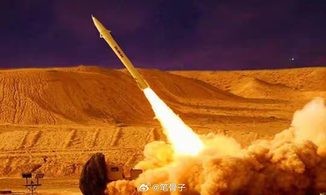 中东伊朗最新局势第21轮打击！伊朗“快枪手”发威！美航母再次遭袭，中东火药桶彻