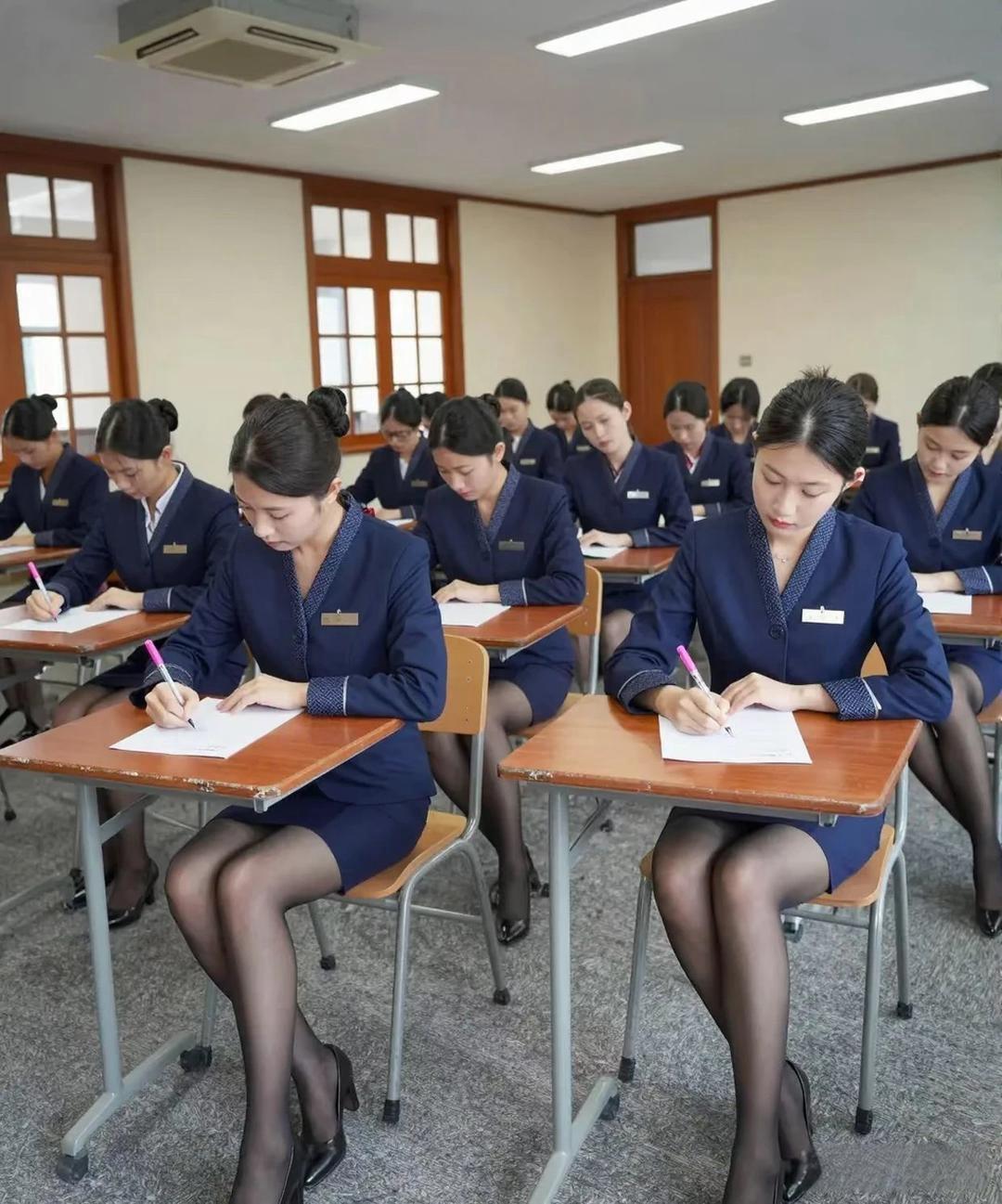 这是什么学校