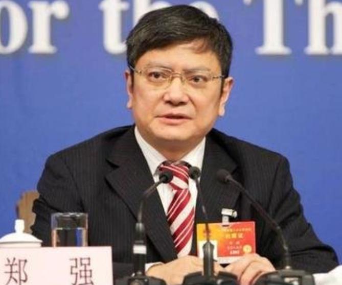 郑强教授，再次发出“王炸”言论，语出惊人！他表示，现在大家都去搞人工智能，但是我