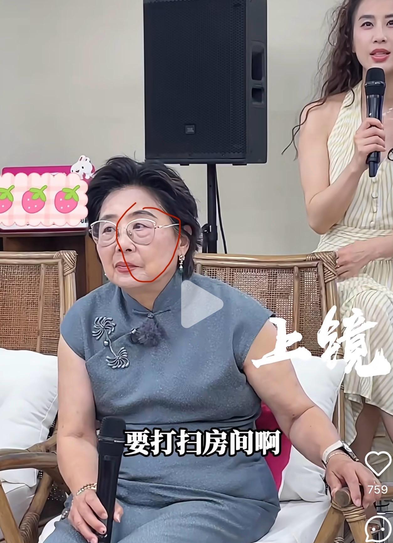 黄圣依的妈妈给所有家长上了一课，孩子可以有自己的个性，也可以坚持自己的想法