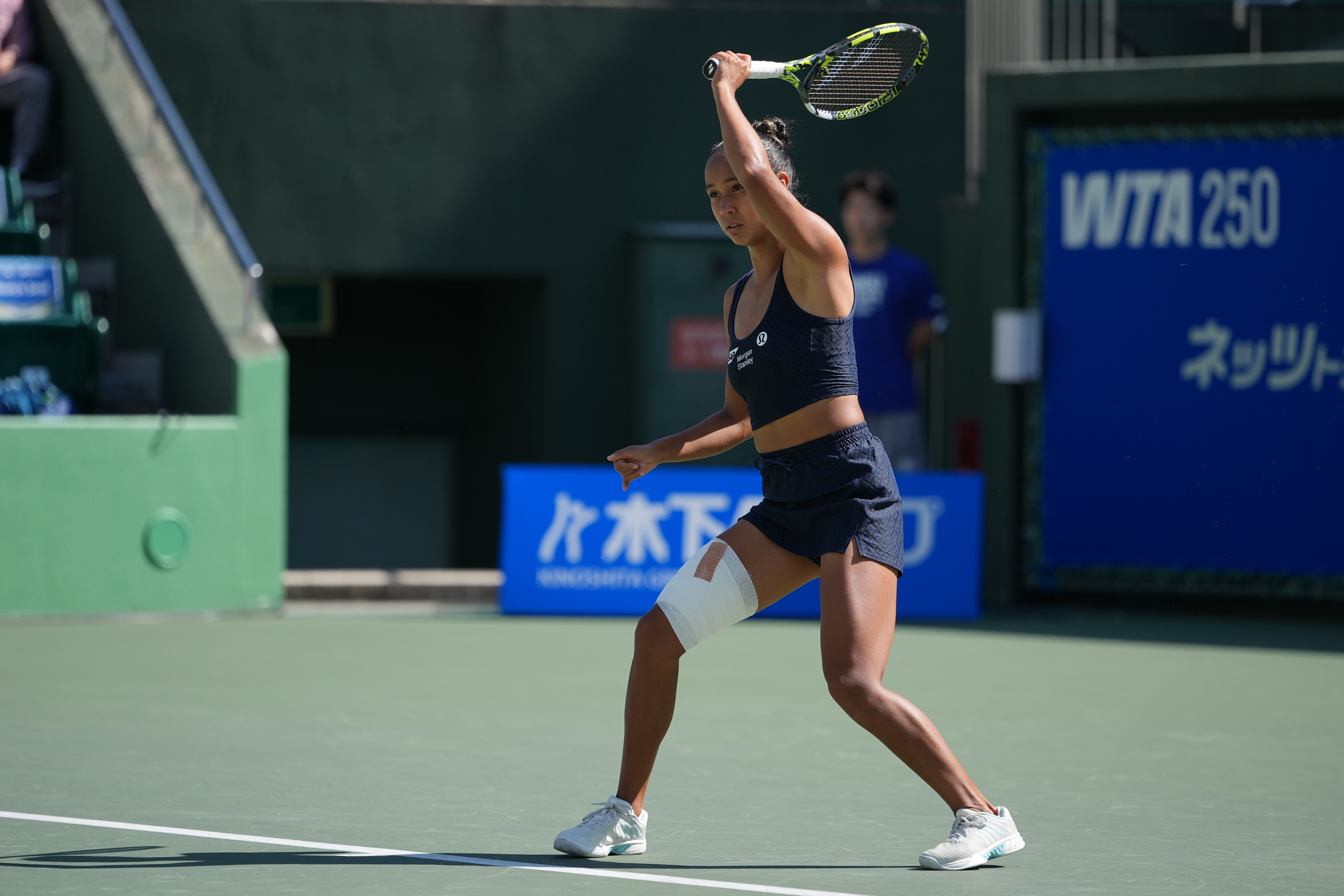 费尔南德斯晋级大阪站决赛🙌WTA250大阪站半决赛，4号种子费尔南德斯以6-1