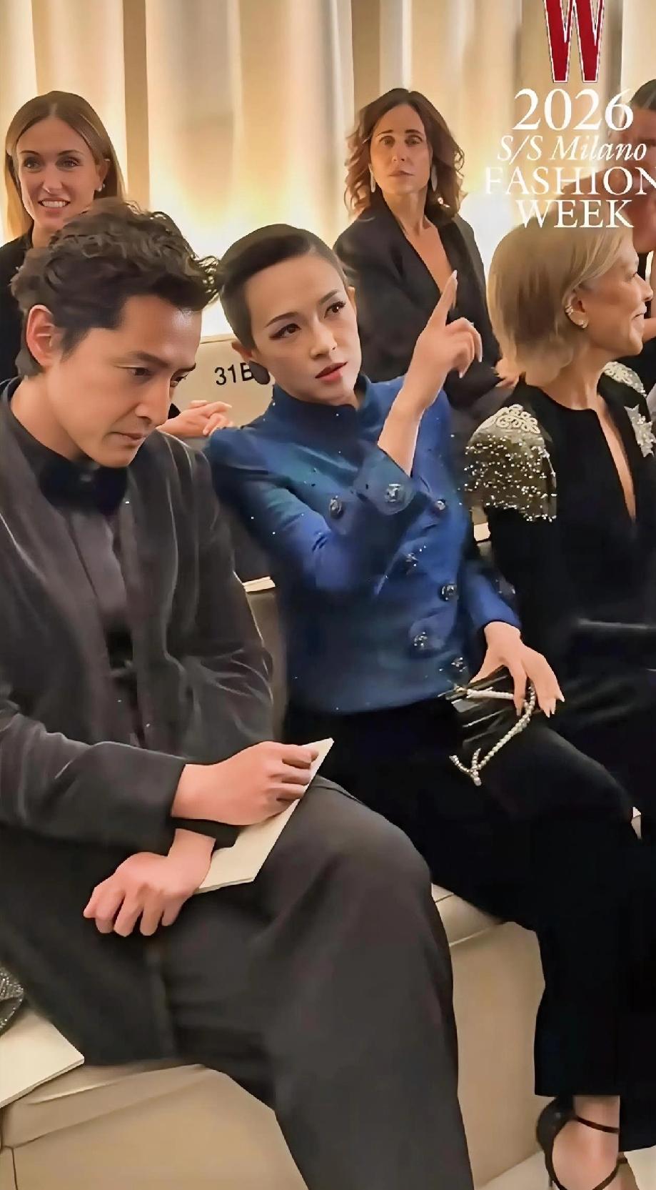 气质能和胡歌匹配的，也就章子怡了！好高级的两张脸，真的只有他们才配得上优雅贵