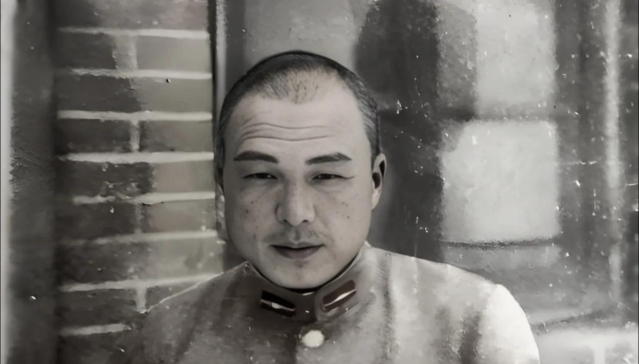 照片上这个满脸横肉的恶魔，是侵华日军16师团20联队的一个伍长。1937年南京