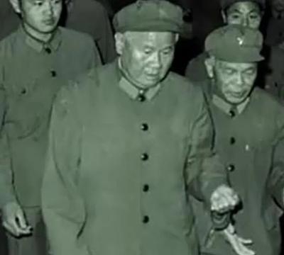 [点赞]1984年，敲门声打破了陈再道家中的宁静，一群身着制服的人闯入：“首长