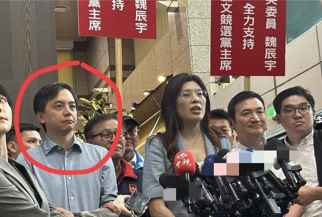 国民党“小油条”牛煦庭！郑丽文罗智强郝龙斌登记参选都出场力挺！国民党桃园市“立