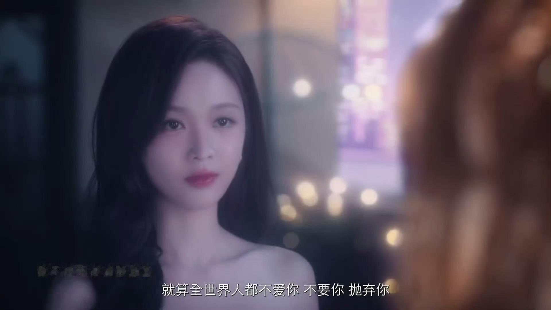 爱上另一个我片尾曲未命名前奏一响直接戳中我心巴，吴宣仪的嗓音裹着旋律，循环一整