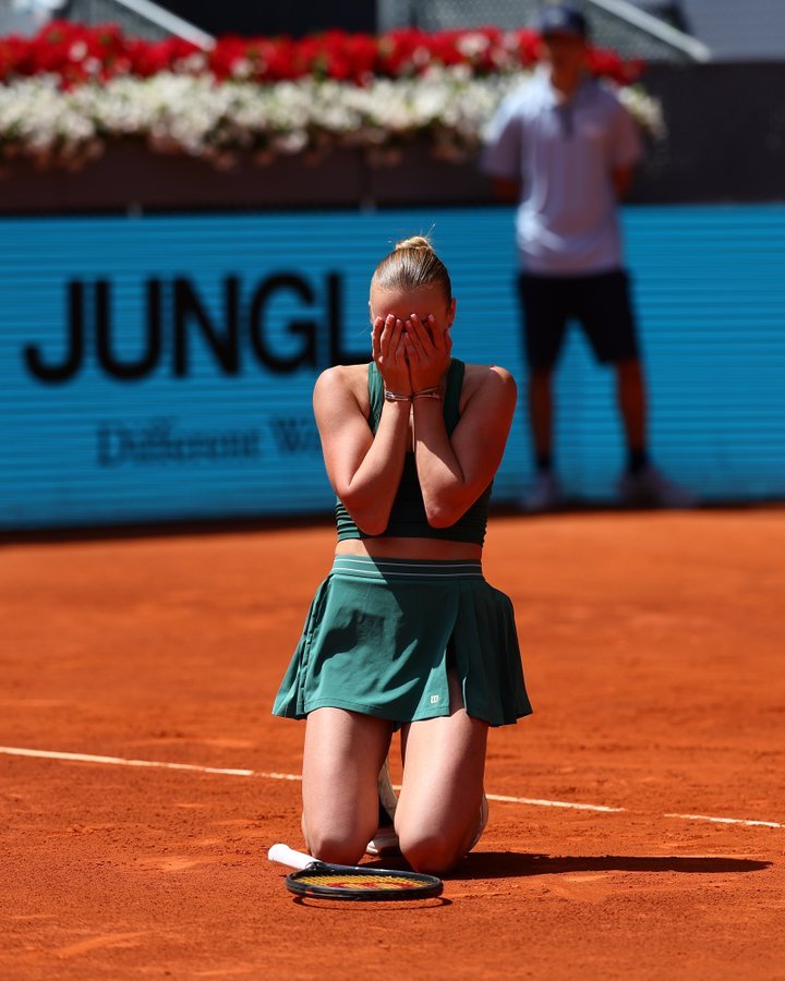 波塔波娃成为2009年WTA1000赛创建以来，第一位打进四强的幸运落败者。对阵