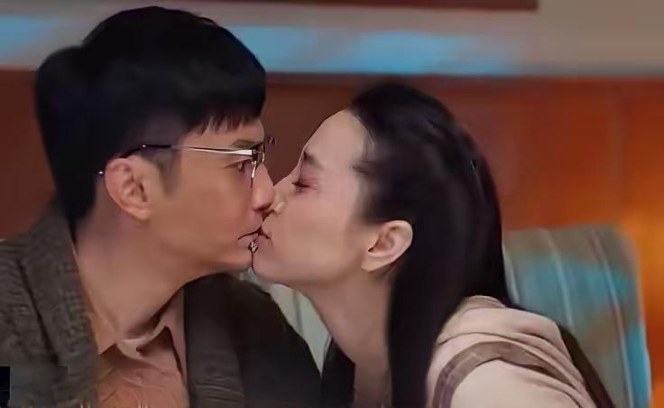 追剧《依依向北风》我觉得该剧什么都不缺,但剧中的女孩子都缺少那个年代少女的羞