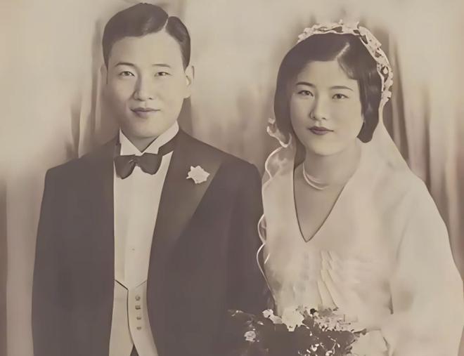 1948年8月初，蒋介石召开军事检讨会，宋希濂发言说：“几十万元的法币抵不上一块
