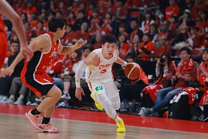 不得不说廖三宁会成为未来几年男篮后卫线上的核心之一，他的特点很明显，有比较好的控