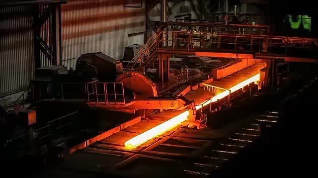 越南突然将中国钢材的关税抬高到27.83%，韩国又对厚板征收38%的重税，中国的