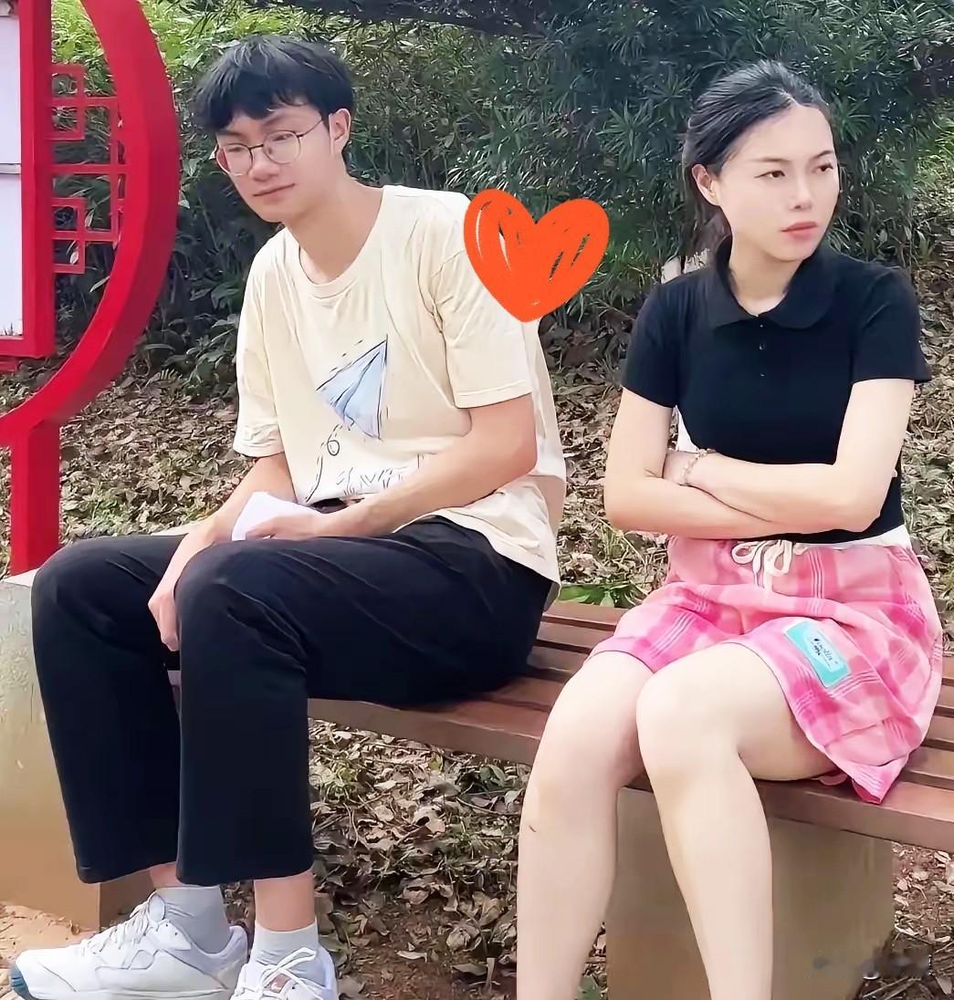 钱又不是大风刮来的！有个女的去相亲，一听男方是年薪三十多万的程序员，当场就提要求