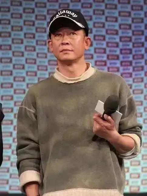 王志文这段话让我警醒：“到了一定年龄，没有稳定的收入，没有存款，亲人遇到