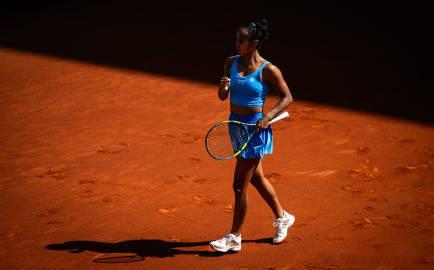 费尔南德斯继续创造个人历史首进马德里八强🙌WTA1000马德里站，费尔南德斯强