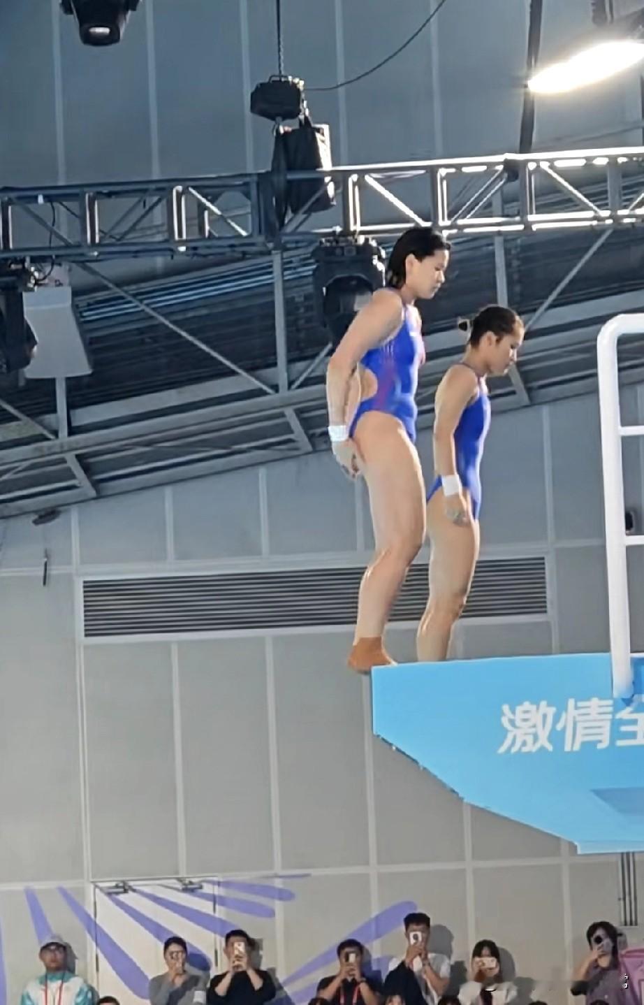 全红婵这一跳炸翻全场！全场尖叫了！全红婵这一跳，直接让全场观众尖叫到破音！