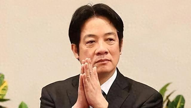 5月5日清晨，一架关闭了所有定位信号的A340专机悄无声息降落在台湾。机上坐着的
