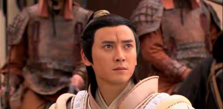 难怪杨戬身为三代弟子却实力超二代，原来他还有一位顶尖师父在《封神演义》的神