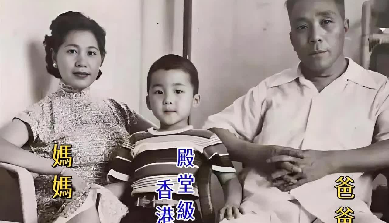 看图猜明星，不过大家应该是猜不到的关键字：香港歌手，天赋型歌手，高音，巨肺，年轻
