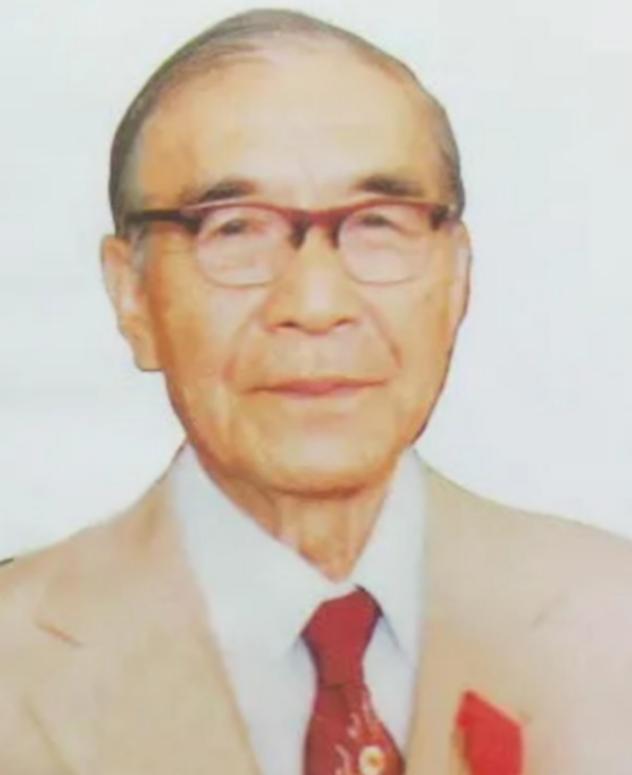 1992年，90岁的邝安堃在上海永福路的住所内起夜时摔倒，头部受伤，最终离世。