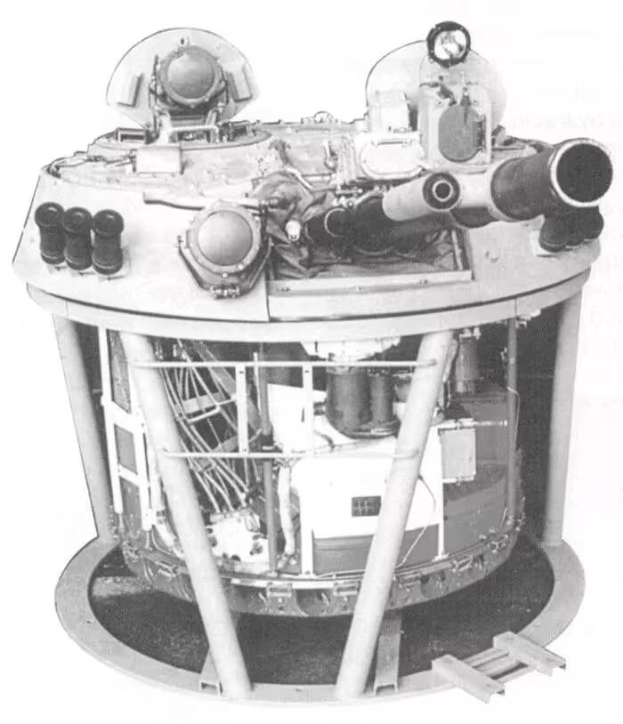 2K23型武器系统放大了可靠性低的缺点2K23型武器系统宛如重生之多炮塔坦克，