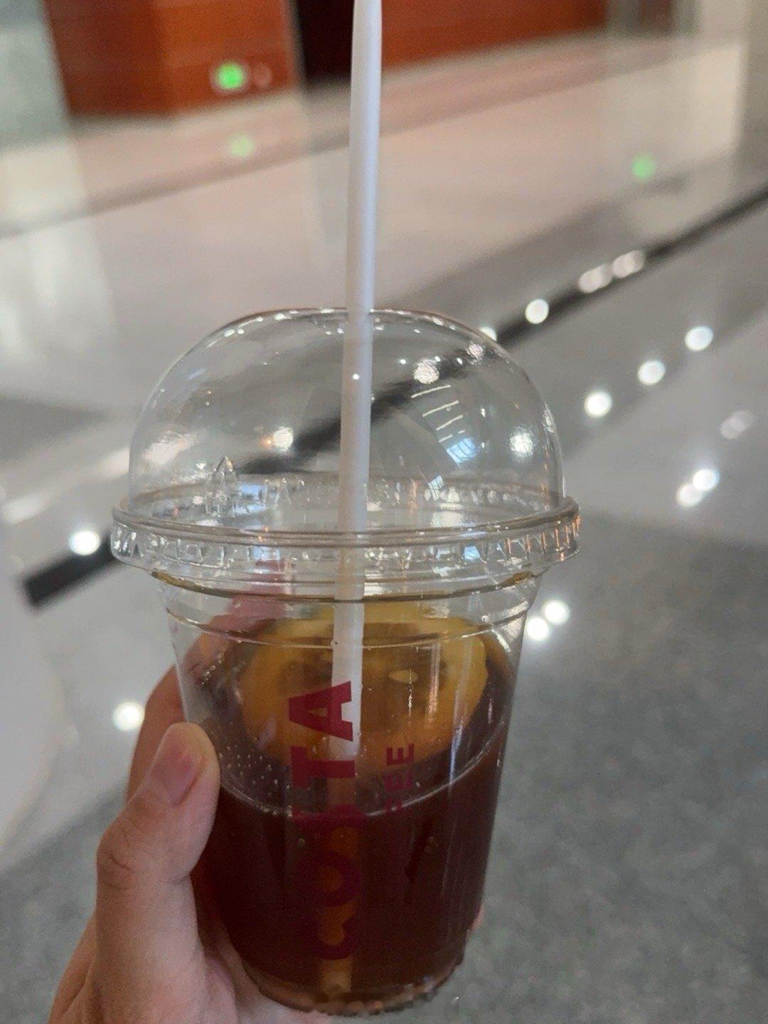 今儿喝了一杯Tims一杯Grid两杯COSTA咖啡，没有你打工人怎么活啊