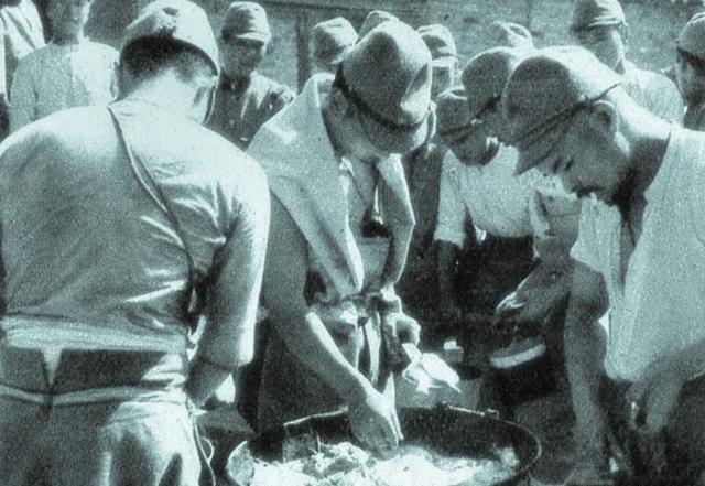 关于二战期间日本陆军和海军发生的食人行为，历史学界已有大量解密档案、战犯审判记录