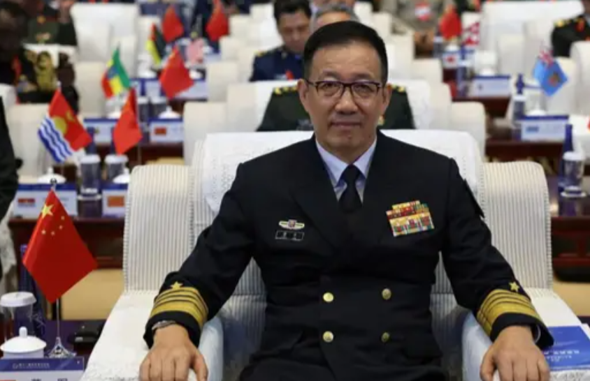 印巴一仗让西方重新评估中国，董军防长受邀首次访问西方大国！都说真理只在大炮射