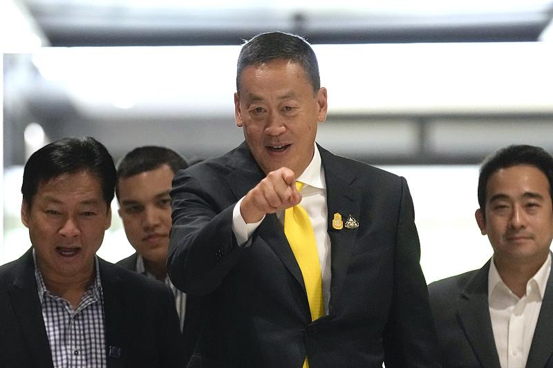 当地时间8月8日，泰国春武里府发生一起令人痛心的持刀杀人案，20岁的中国籍男子曹