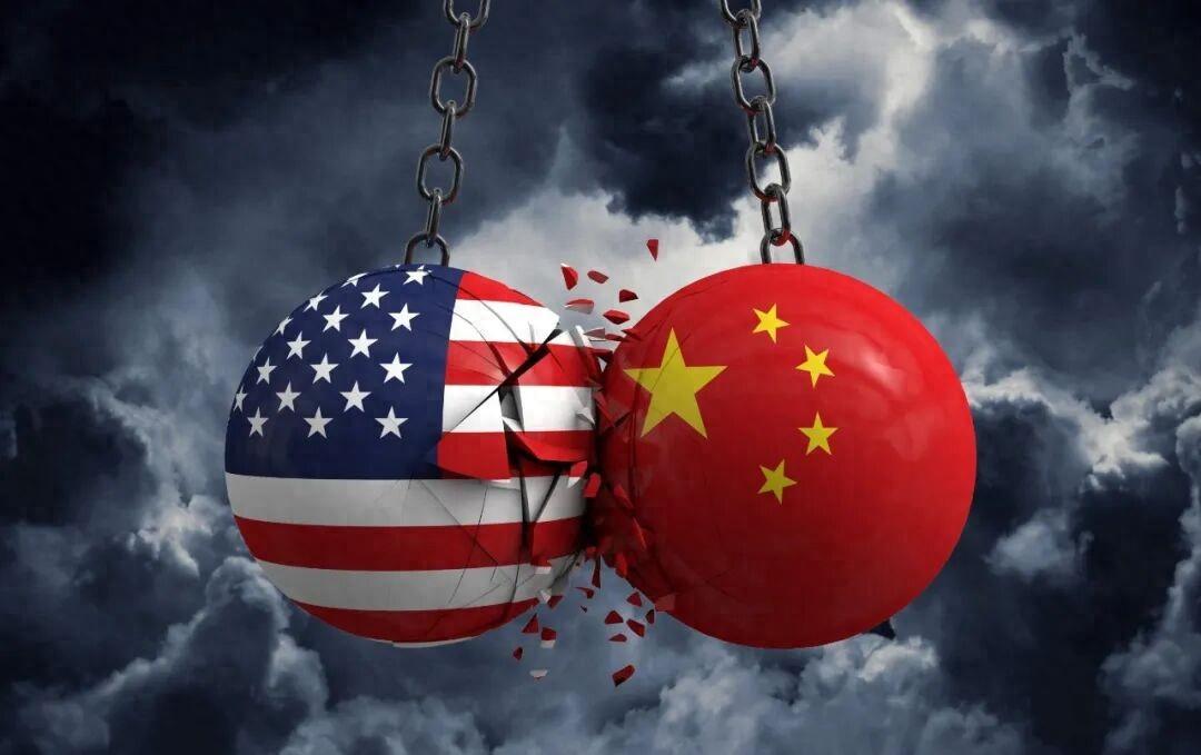 现在这场新冷战，角色早就互换了。鹰酱才是当年的苏修，兔子才是当年的美帝。当年