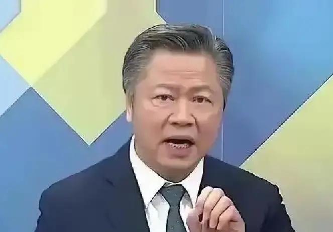 赖岳谦教授建议中国政府调整对外战略原则，把“我们不惹事、但也不怕事”中的“不惹事