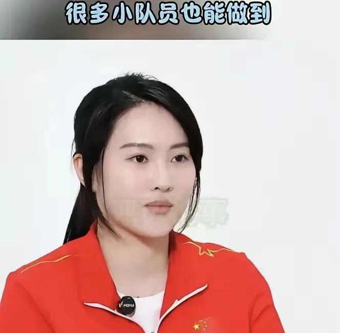 感觉陈若琳也开始给全红婵挽尊了，不想大家把全红婵捧得太高。之前大家以为水花消失术