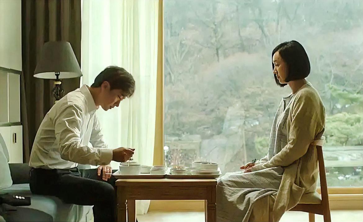 人生最大的报应就是婚姻，好的婚姻是求不来的。你看现在好多35岁以上的夫妻，日子过