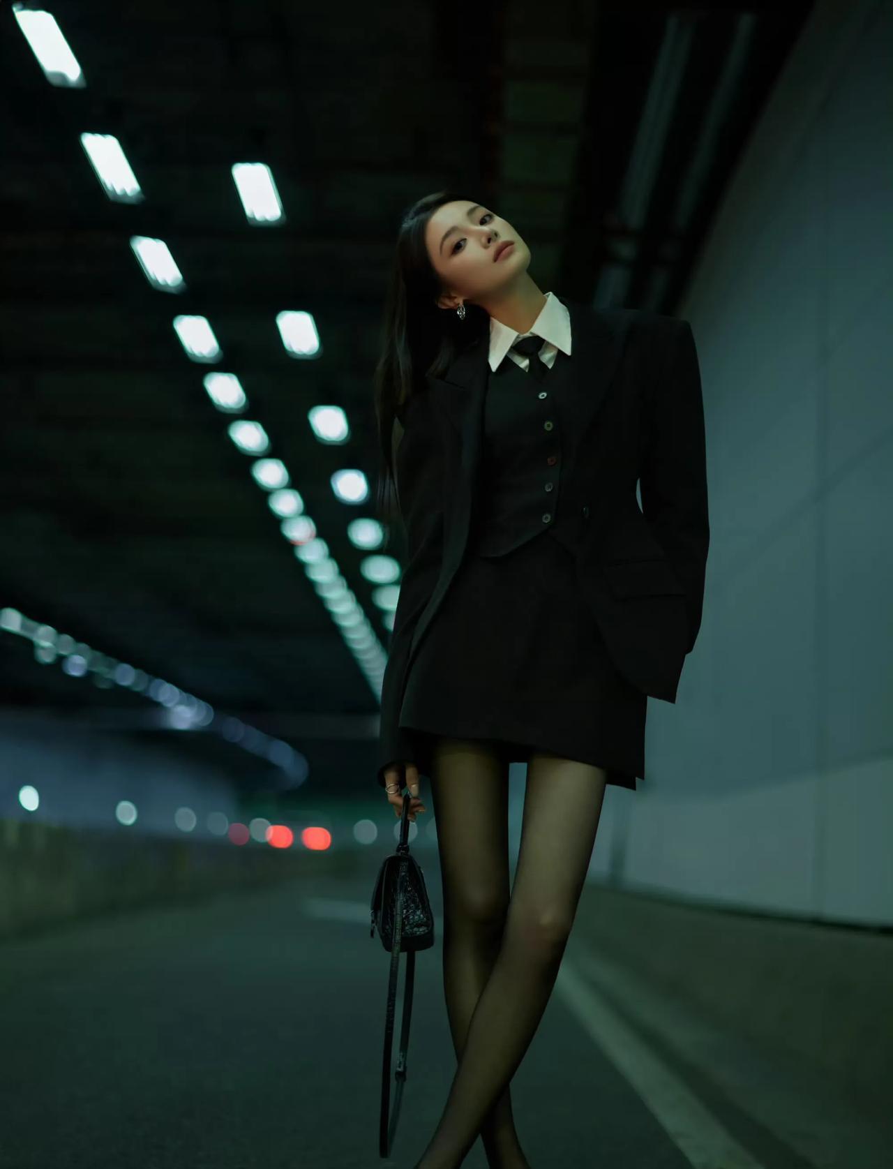 隆妮的大长细腿#演员美女#