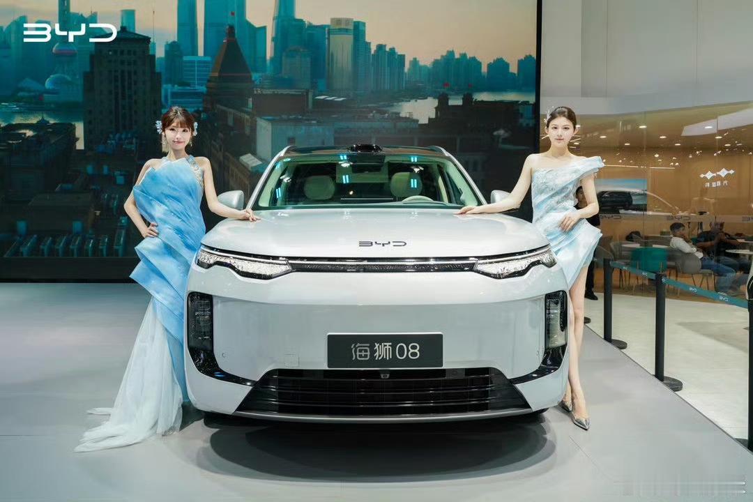 一觉醒来，汽车界炸锅了!2026年国补以旧换新政策发布了：1、新能源车：车价