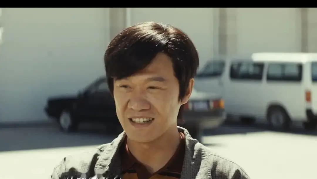 刷到条热搜，说《生命树》里孟耀辉一枪打穿贺清源和多杰，林培生反手把多杰说成畏罪潜