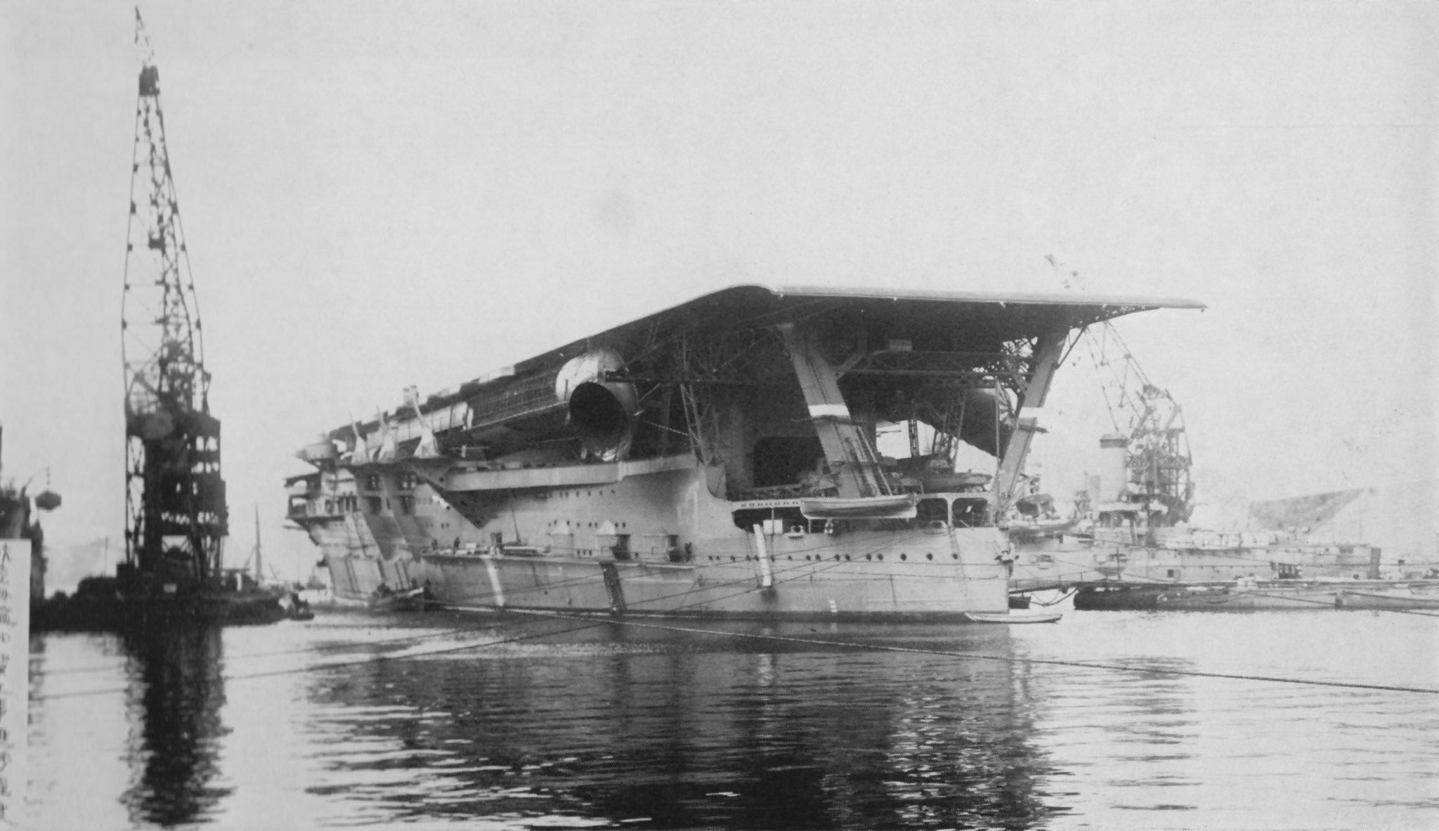 1929年2月20日。观舰式后的加贺号​​​