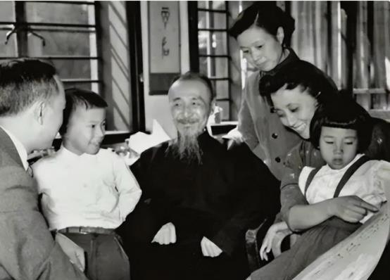 钱学森唯一的儿子钱永刚，这件事后来之所以被人反复提起，正是因为2次辍学，30岁读