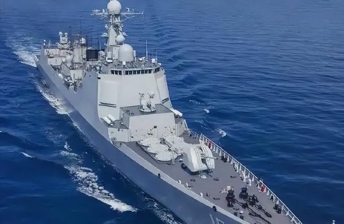 航母为什么非得带飞机，难道不能直接装满导弹吗？其实中国就是这么干的。有人说我们