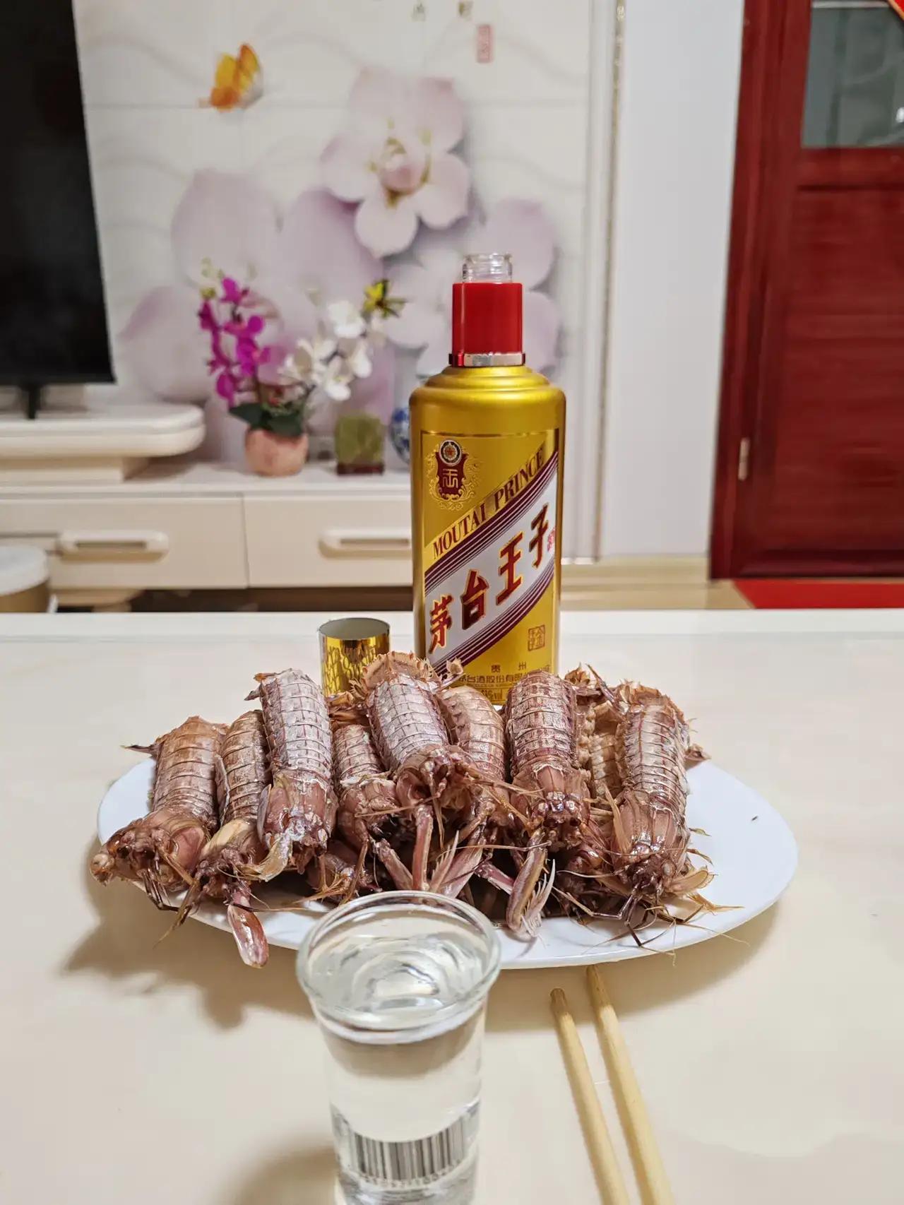 头部快递公司富二代“装穷”相亲！此公子一天闲来无事，突发奇想，想看一下本地的相