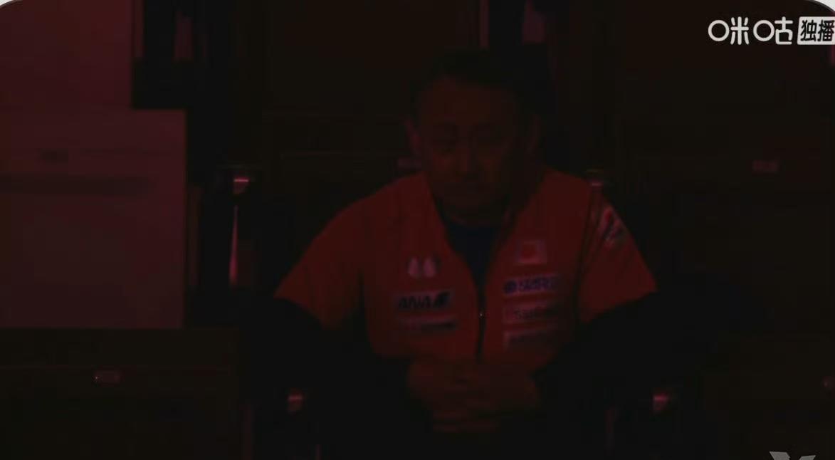 张本智和🇯🇵2-2追平林昀儒了[吃瓜]！只要是张本兄妹俩的比赛，他爹张