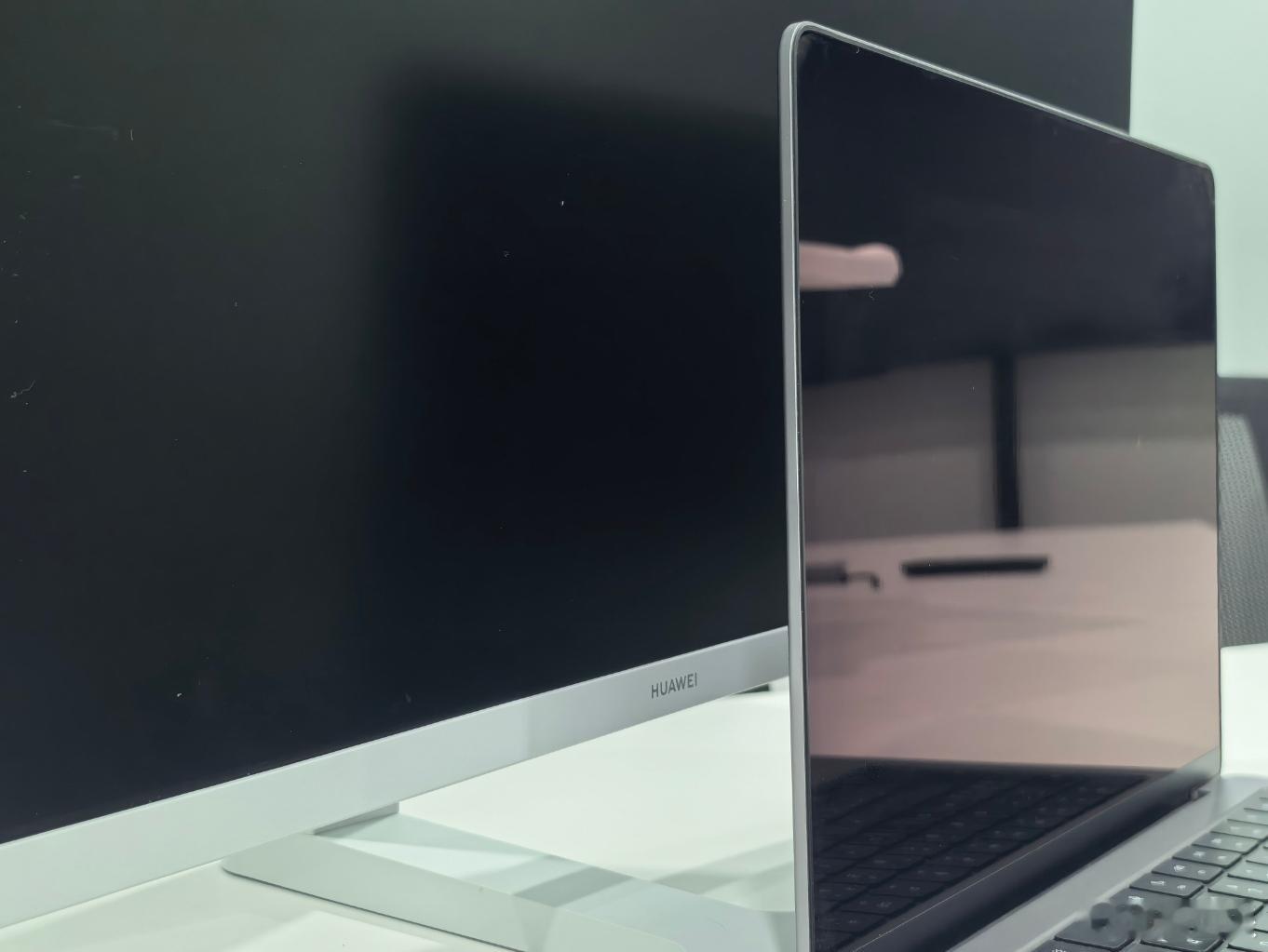 华为mateview显示器新品终于来了！老用户等这一天等了好久，从目前的爆料来看
