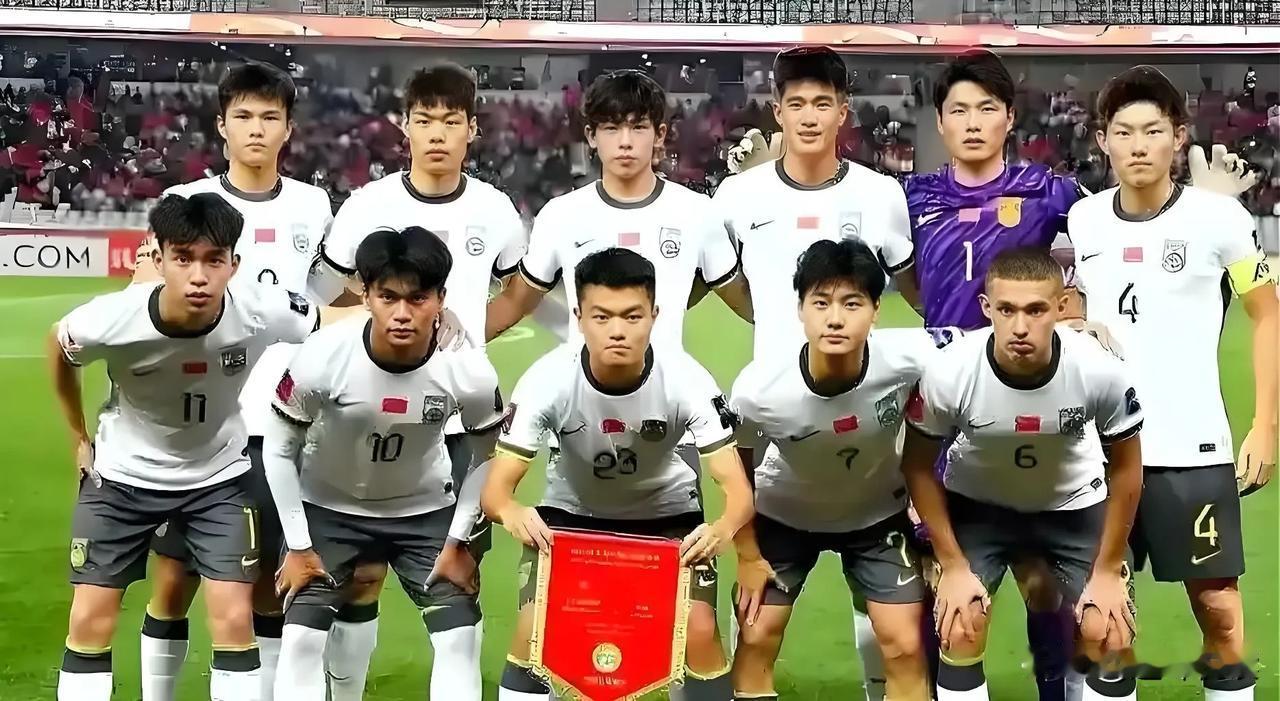 谢晖犀利吐槽引热议：U20国青没惊喜，中国足球仍需时间！国足名宿谢晖