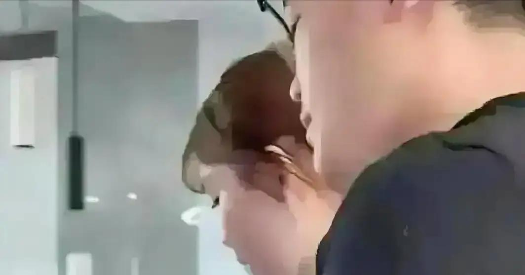 婚检查出不能生育，绍兴姑娘连夜退18万彩礼+宝马钥匙：这才是成年人的顶级清醒拿