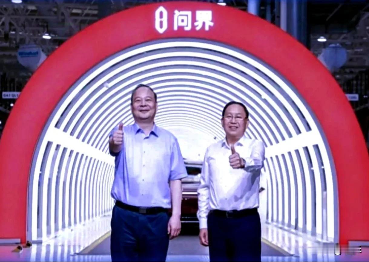 赛力斯绑定宁德时代是明智之举。之前问界的电池是宁德的电池，抗阻燃那些是华为的技术