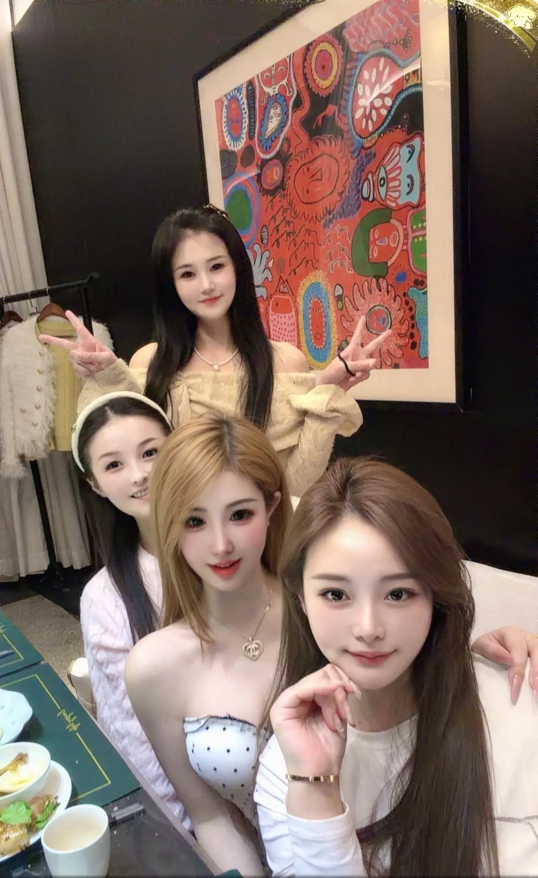 快乐藏不住 发出来晒晒🥂